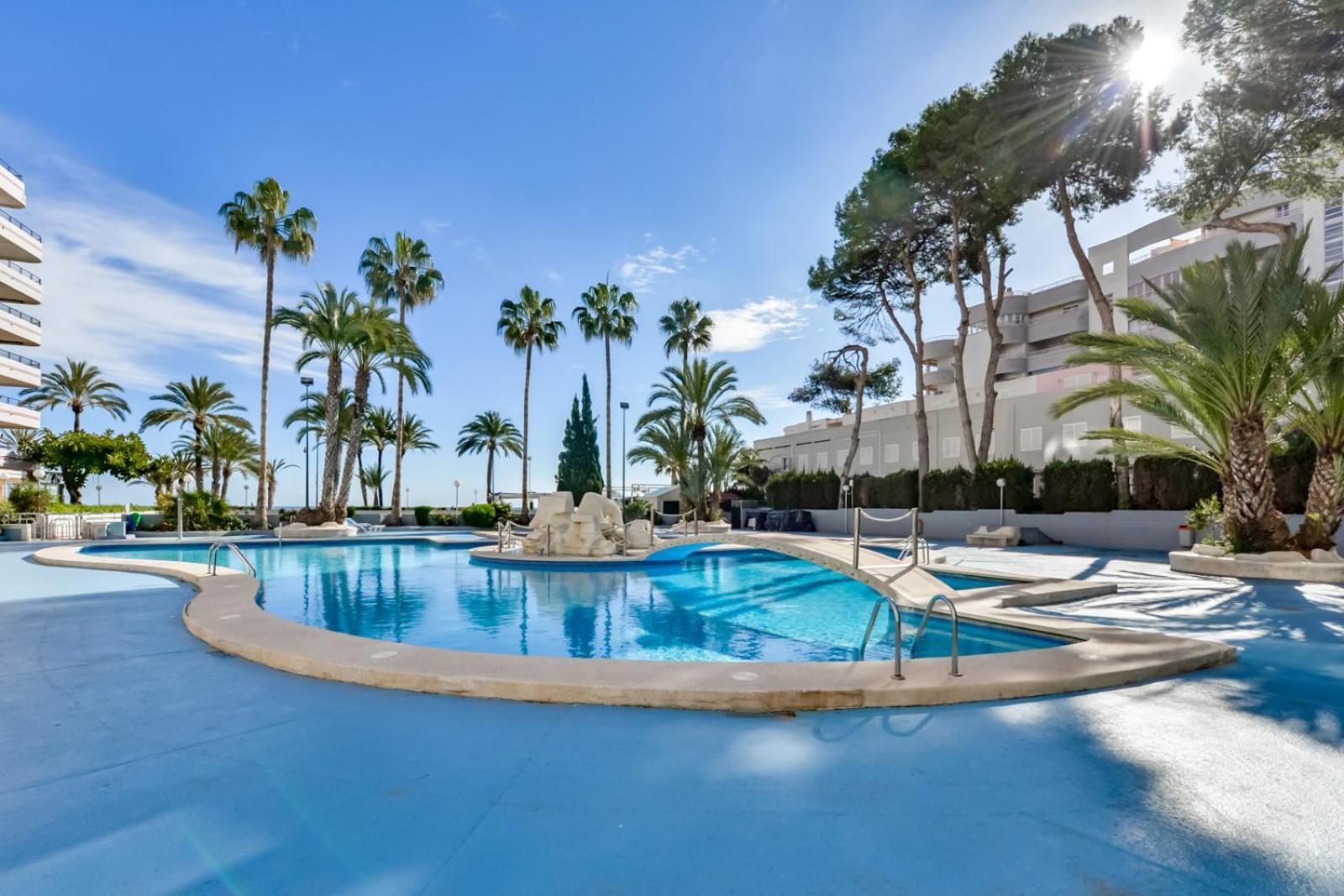 Villas Guzman - Apartamento Trond Paraiso Mar 칼페 외부 사진