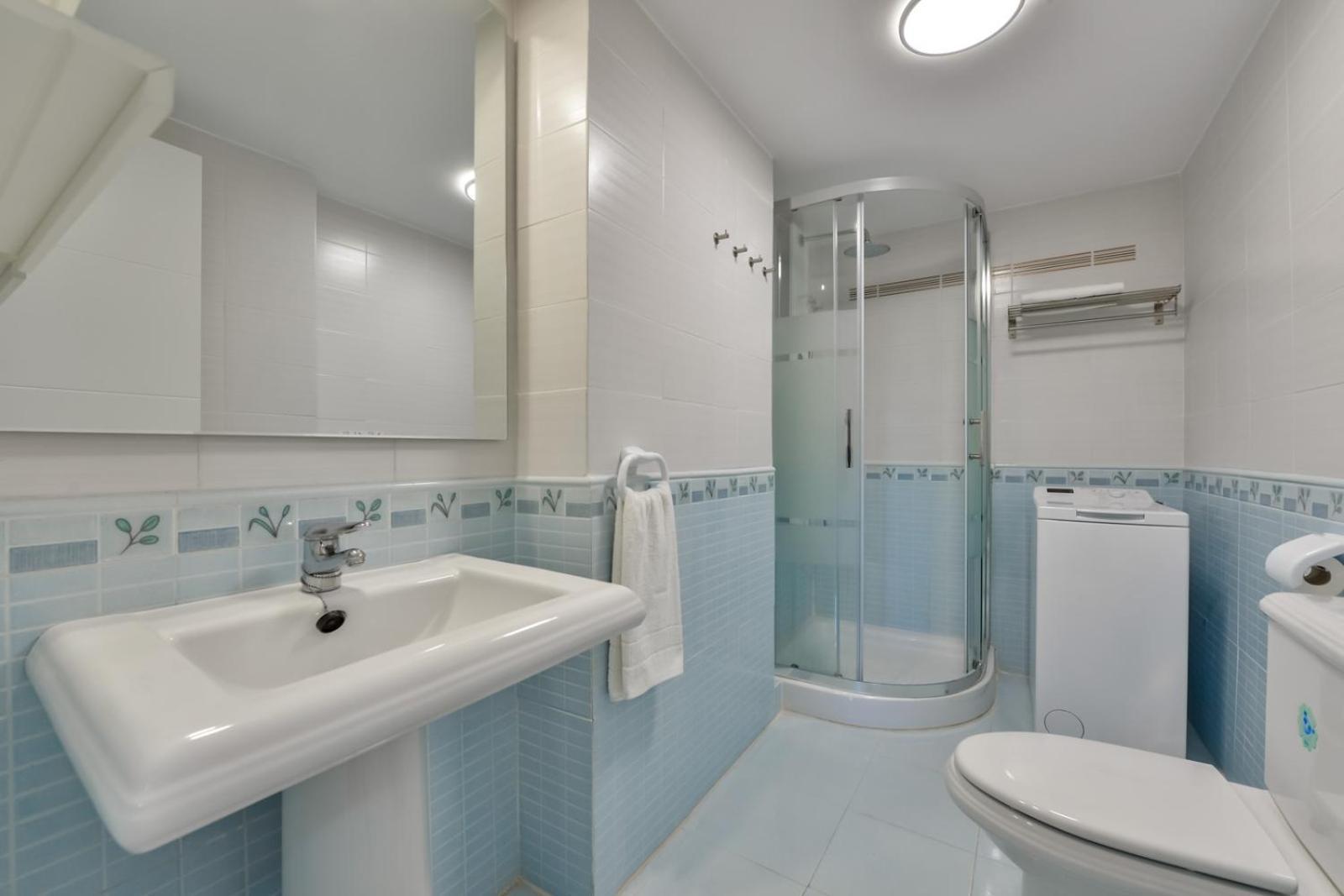 Villas Guzman - Apartamento Trond Paraiso Mar 칼페 외부 사진