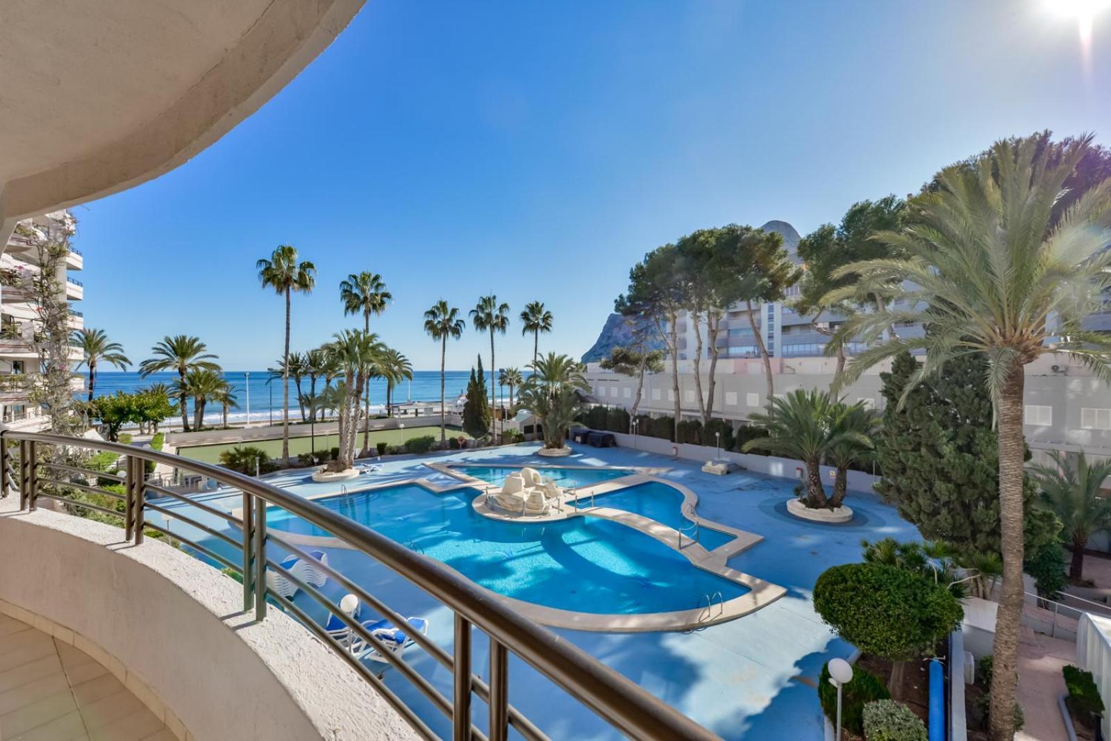 Villas Guzman - Apartamento Trond Paraiso Mar 칼페 외부 사진